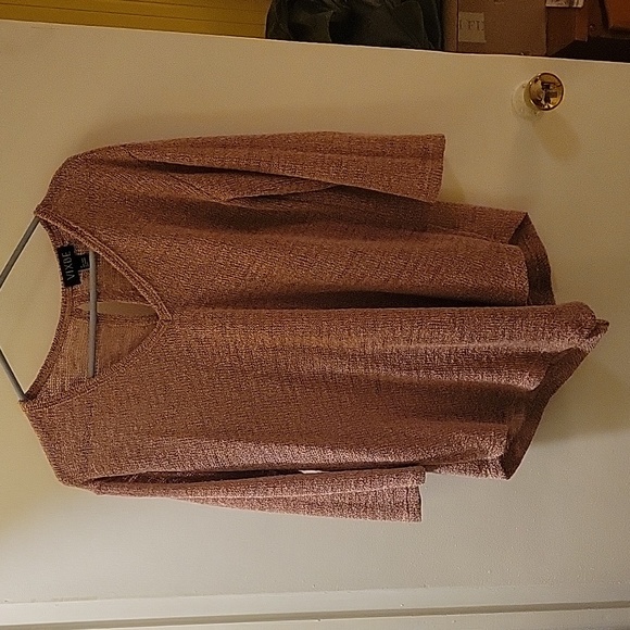 Mauve sweater - Picture 1 of 3
